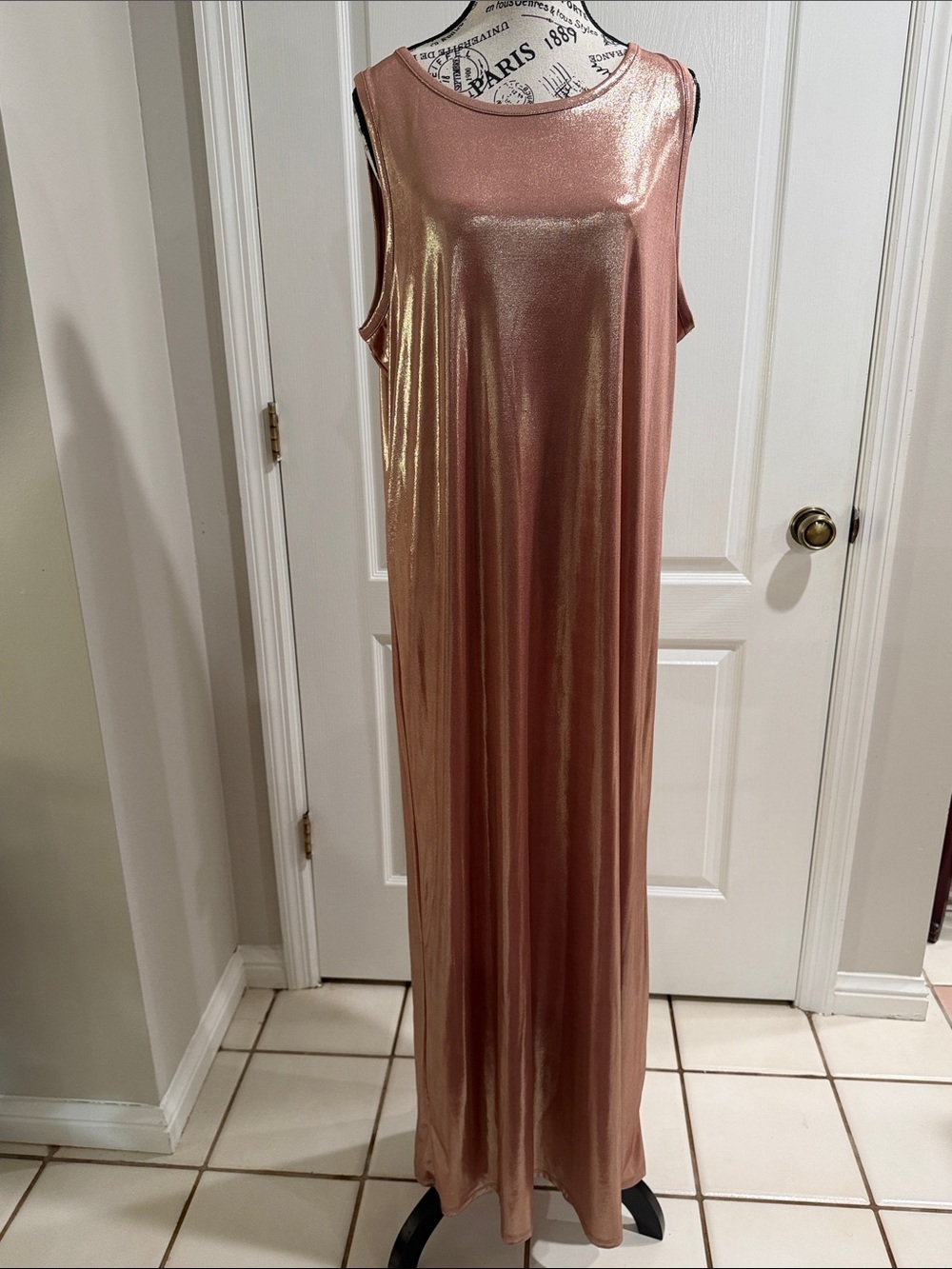 Vince Camuto Rose Gold Sleeveless Metallic Maxi Dress